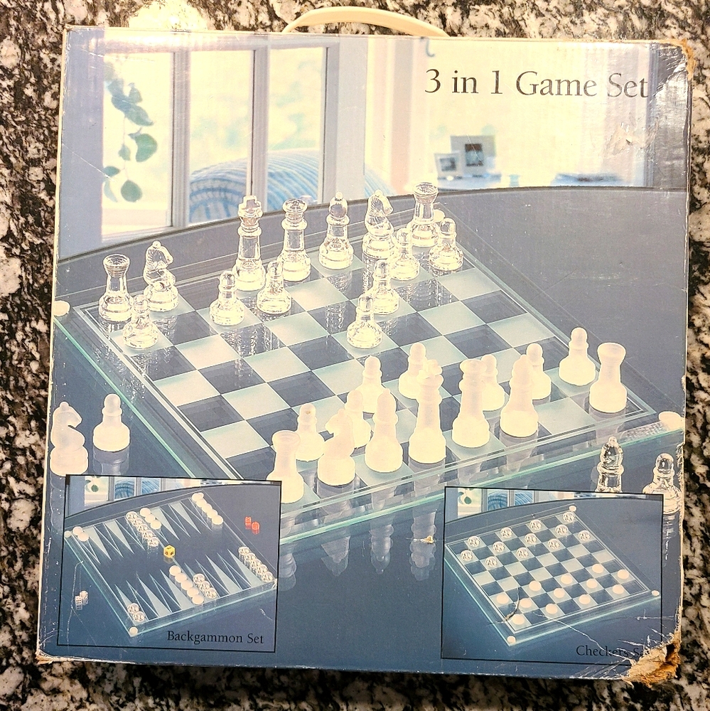 Chess/Cheackers/Backgammon Set